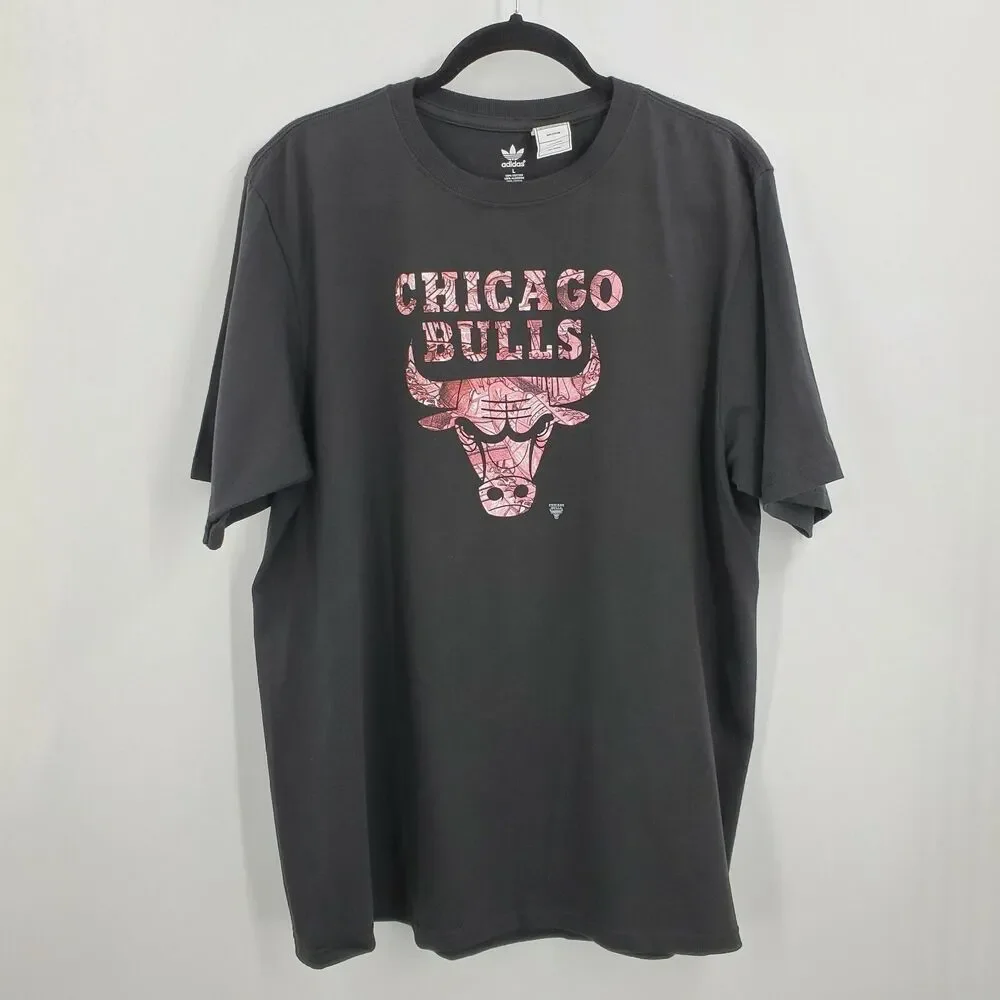 Adidas Trefoil Chicago Bulls NBA T-Shirt Men's Size Large Spellout Double Sided